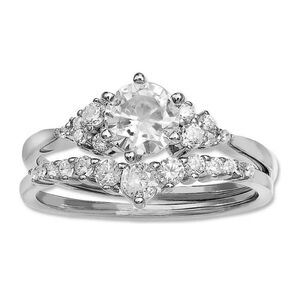 💎NWT💎 Elegant Sterling Silver Zirconia Ring by Belk Silverworks 😍